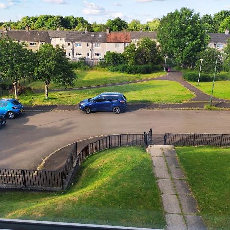 Single Bedroom In Quiet Neighbourhood Glasgow Eksteriør billede