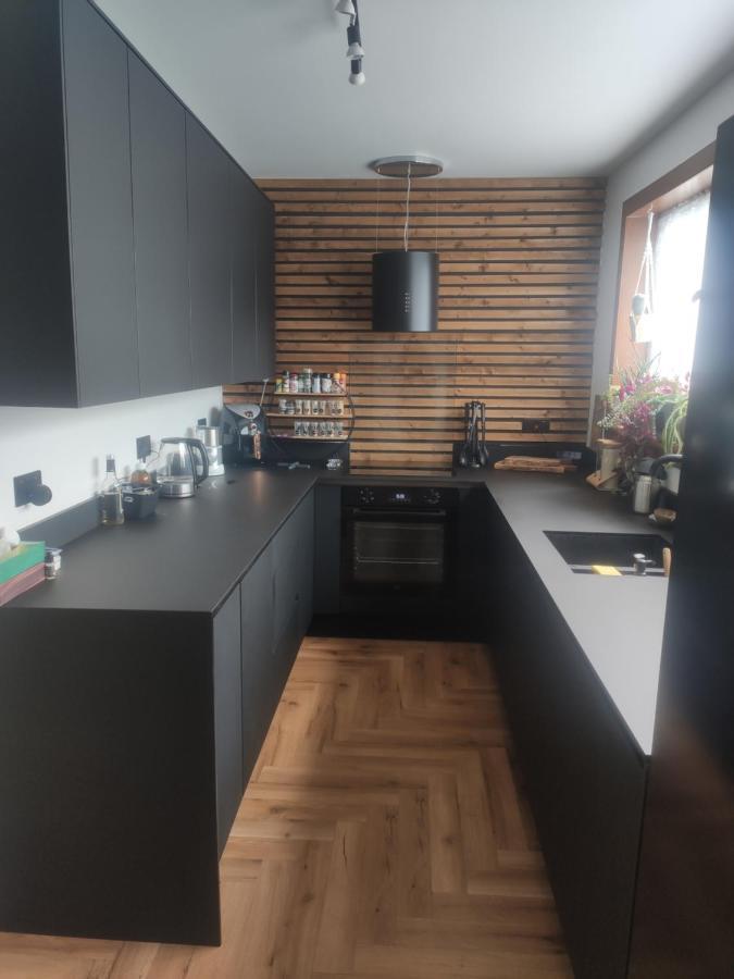 Single Bedroom In Quiet Neighbourhood Glasgow Eksteriør billede
